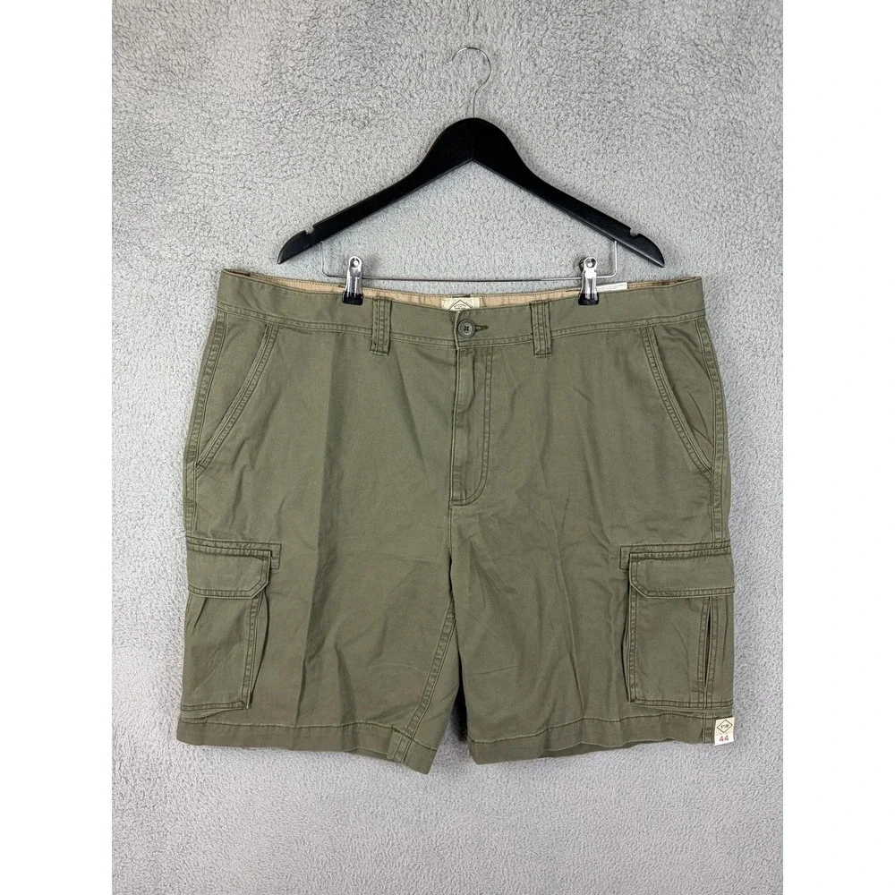 St. John's Bay Cargo Shorts Mens 44 Green Cotton Canvas 10 Inseam Casual Men New